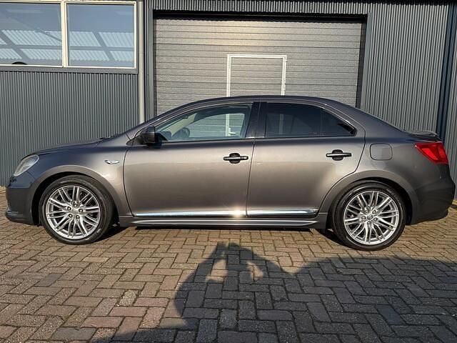 Occasion Suzuki Kizashi Sport 178 PK (130 kW) 2011 Grijs (metallic) Sedan