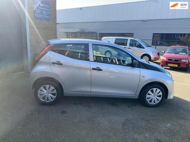 Overige Gebruikt 2021 Toyota Aygo Hatchback | € 7.999 (Super prijs) - Afbeelding 1/4