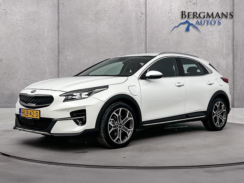 Wit Occasion 2025 Kia XCeed SUV | € 19.900 (Super prijs) - Afbeelding 1/4