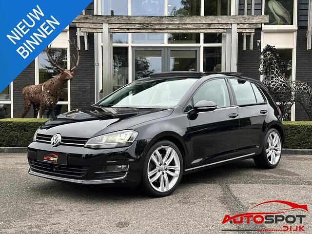 Zwart Gebruikt 2012 VW Golf VII Highline Hatchback | € 14.950 (Duur) - Afbeelding 1/4
