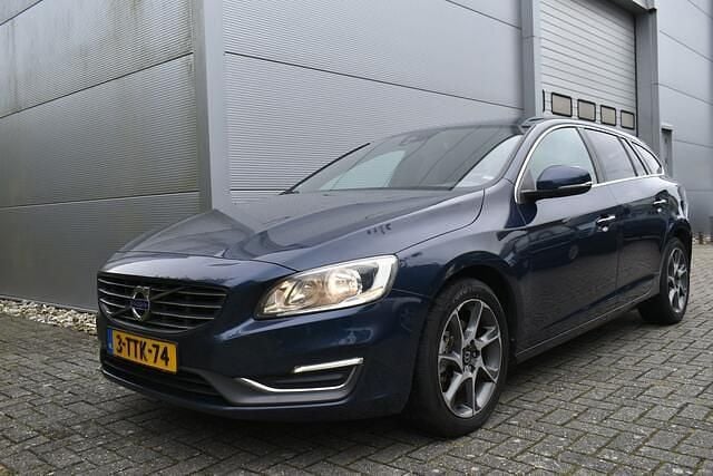 Blauw Gebruikt 2014 Volvo V60 Summum Stationwagen | € 6.999 (Eerlijke prijs) - Afbeelding 1/4