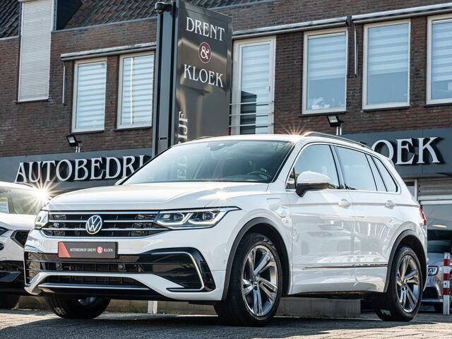Wit Gebruikt 2021 VW Tiguan Business+ SUV | € 30.450 (Goede deal) - Afbeelding 1/4