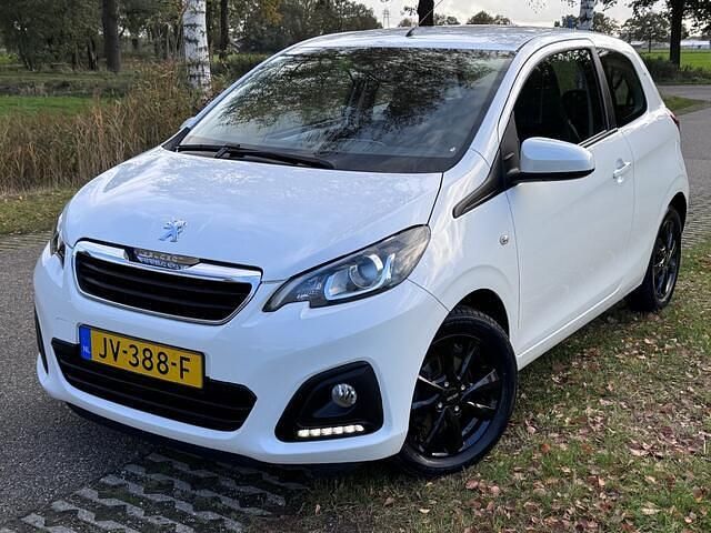 Wit Gebruikt 2016 Peugeot 108 Active Hatchback | € 6.950 (Eerlijke prijs) - Afbeelding 1/4