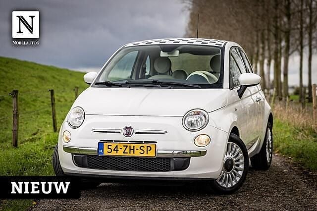 Wit Gebruikt 2008 Fiat 500 Lounge Hatchback | € 2.240 (Goede deal) - Afbeelding 1/4