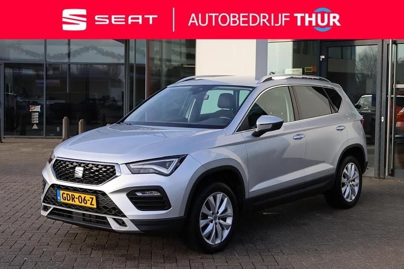 Grijs Gebruikt 2023 Seat Ateca Business SUV | € 29.950 (Goede deal) - Afbeelding 1/4