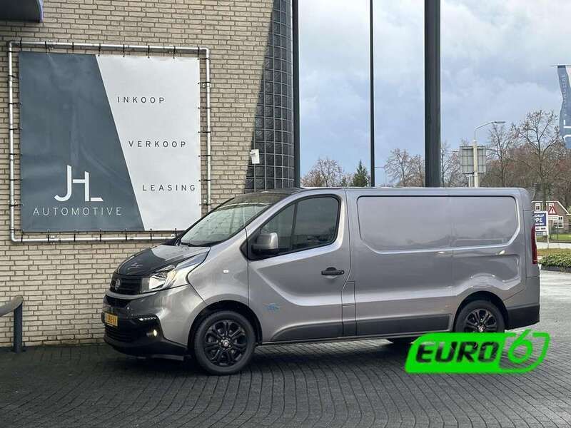 Grijs Occasion 2018 Fiat Talento MPV | € 10.450 (Eerlijke prijs) - Afbeelding 1/4