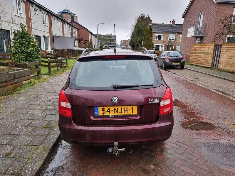 Occasion Skoda Fabia GreenLine 75 PK (55 kW) 2010 Rood Stationwagen