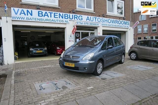 Grijs Gebruikt 2005 Citroën Xsara Picasso Attraction MPV | € 1.250 (Eerlijke prijs) - Afbeelding 1/4