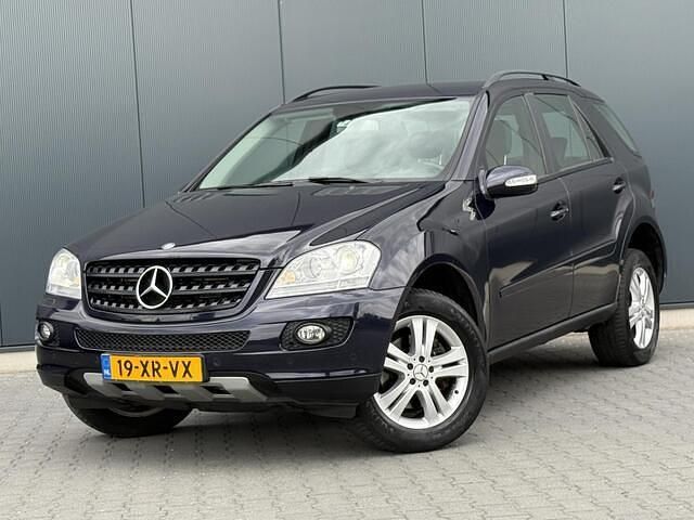 Blauw Gebruikt 2007 Mercedes 320 SUV | € 9.990 (Iets duurder) - Afbeelding 1/4
