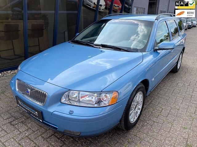 Blauw Gebruikt 2005 Volvo V70 Kinetic Stationwagen | € 10.945 (Duur) - Afbeelding 1/4