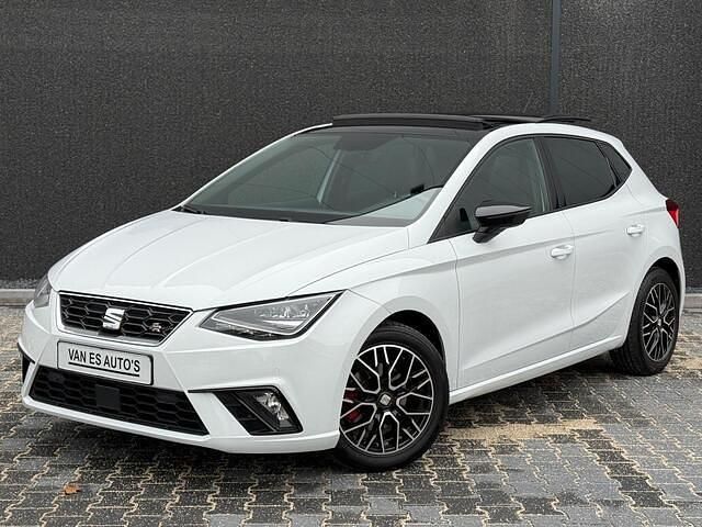 Wit Gebruikt 2019 Seat Ibiza Beats Hatchback | € 18.950 (Iets duurder) - Afbeelding 1/4