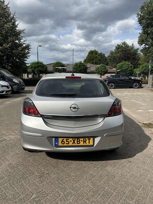 Occasion Opel Astra Executive 140 PK (102 kW) 2007 Grijs Coupé
