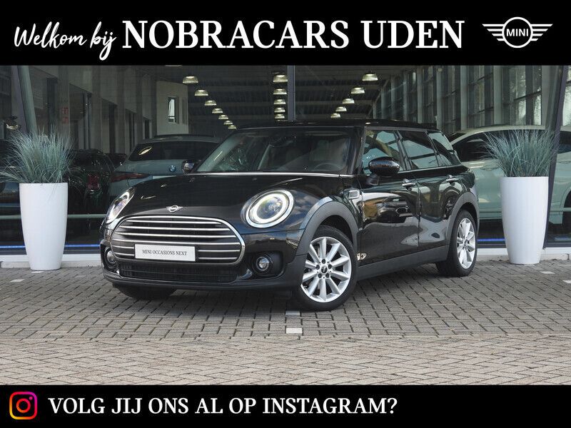 Zwart Gebruikt 2024 Mini Cooper Clubman Classic Stationwagen | € 34.350 (Eerlijke prijs) - Afbeelding 1/4