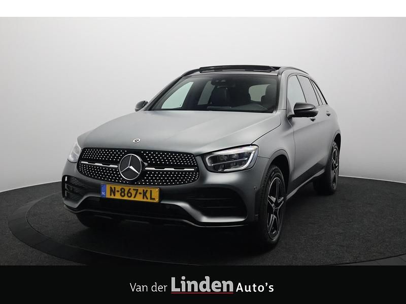 Grijs Occasion 2021 Mercedes GLC300 Business SUV | € 39.950 (Eerlijke prijs) - Afbeelding 1/4