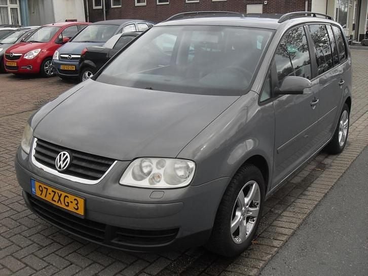 Gebruikt 2004 VW Touran Trendline MPV | € 2.950 (Eerlijke prijs) - Afbeelding 1/4