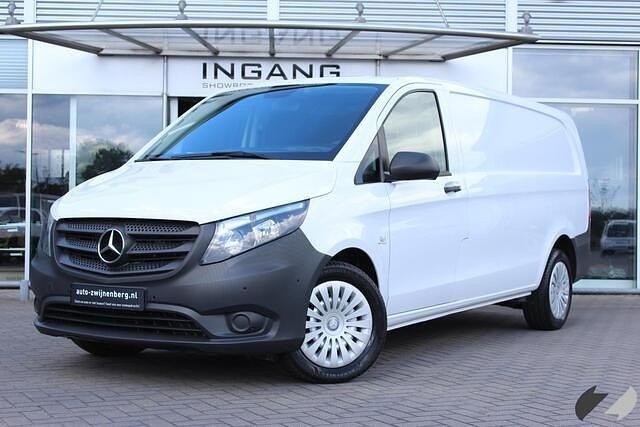 Wit Occasion 2020 Mercedes Vito Van | € 21.900 (Super prijs) - Afbeelding 1/4