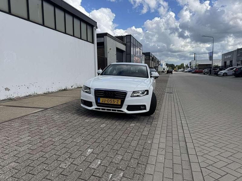 Gebruikt 2010 Audi A4 Sedan | € 5.700 (Eerlijke prijs) - Afbeelding 1/4