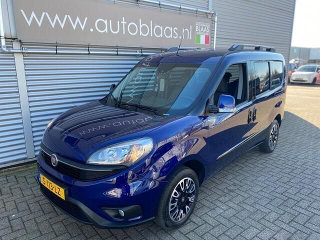 Blauw Gebruikt 2017 Fiat Doblò Lounge MPV | € 18.950 - Afbeelding 1/4
