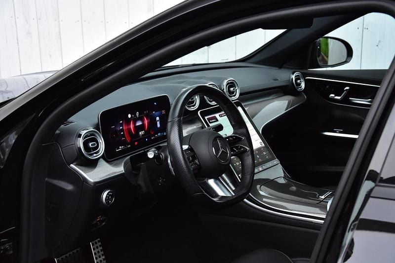 Occasion Mercedes C200 AMG line 204 PK (150 kW) 2023 Zwart Stationwagen