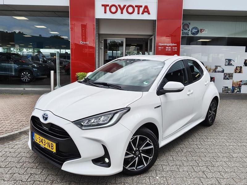 Wit Gebruikt 2021 Toyota Yaris Hatchback | € 16.400 (Eerlijke prijs) - Afbeelding 1/4