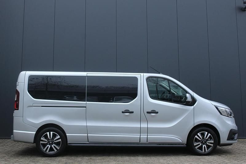 Occasion Renault Trafic 150 PK (110 kW) 2024 Highlandgrijs kqa MPV