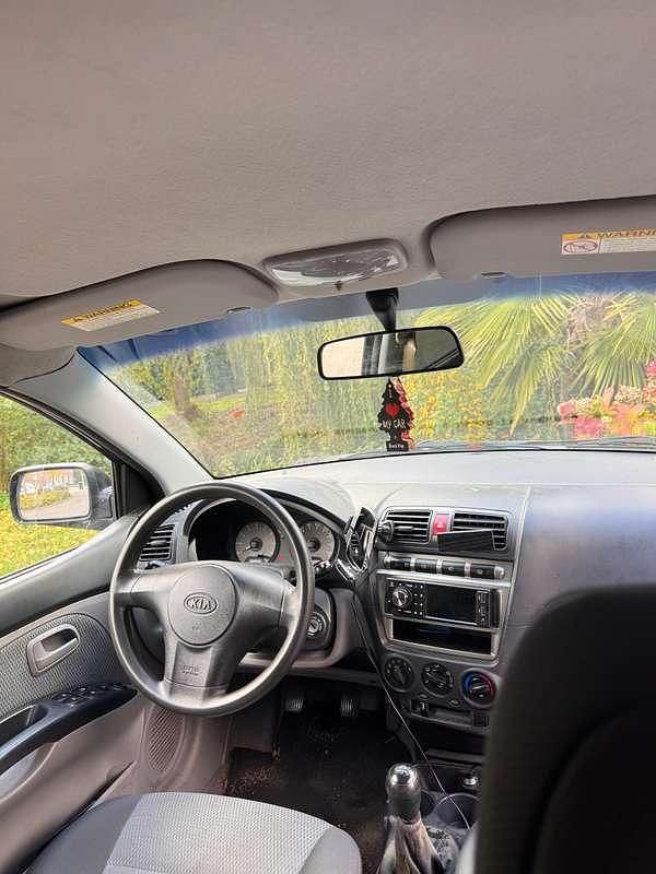 Occasion Kia Picanto EX 61 PK (44 kW) 2004 Zwart Hatchback