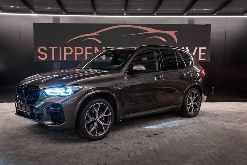 Grijs Gebruikt 2022 BMW X5 SUV | € 62.900 (Eerlijke prijs) - Afbeelding 1/4