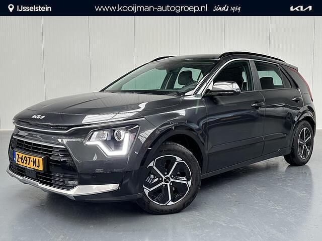 Grijs Gebruikt 2024 Kia Niro SUV | € 31.900 (Super prijs) - Afbeelding 1/4