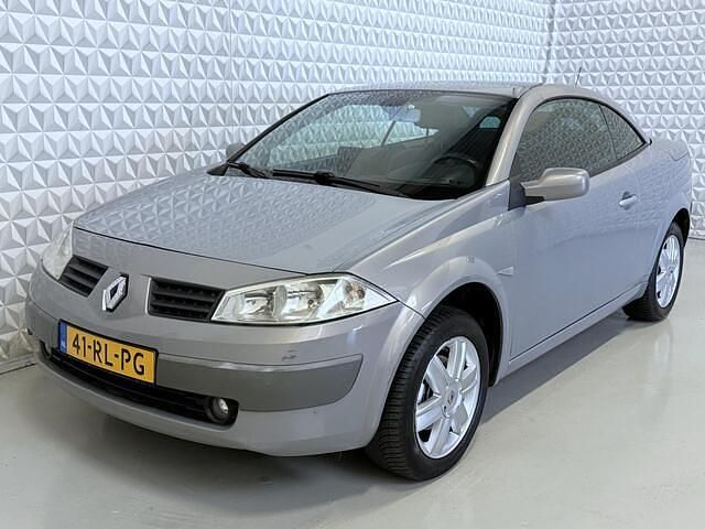 Occasion Renault Mégane Cabriolet Luxe 113 PK (83 kW) 2005 Beige (metallic) Cabriolet