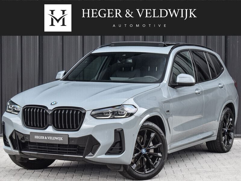 Grijs Gebruikt 2022 BMW X3 Comfort Edition SUV | € 47.450 (Eerlijke prijs) - Afbeelding 1/4