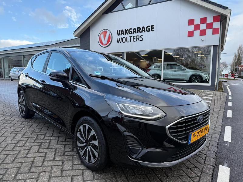 Occasion Ford Fiesta Titanium 101 PK (74 kW) 2022 Zwart Hatchback