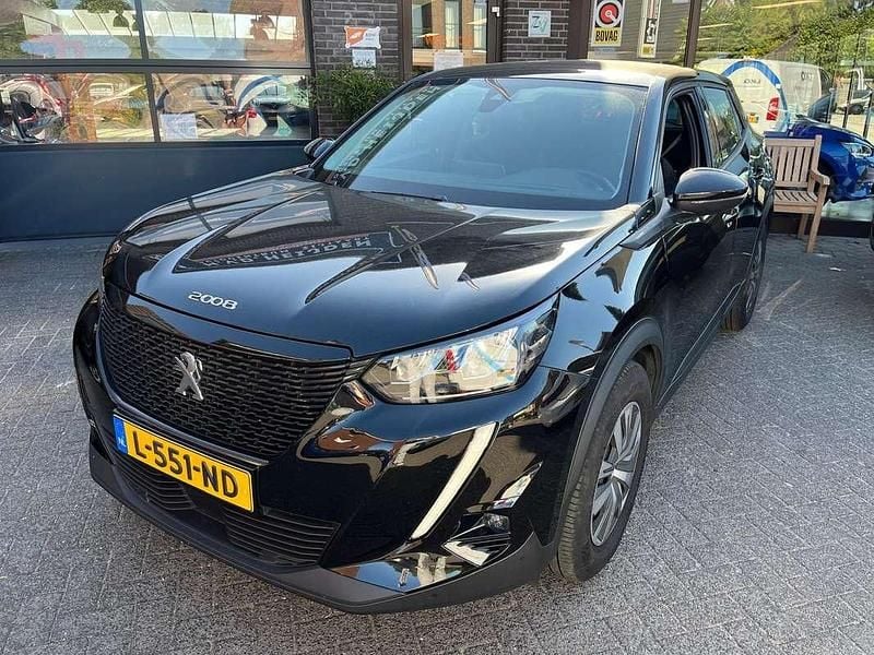 Zwart Gebruikt 2021 Peugeot 2008 Active SUV | € 16.250 (Goede deal) - Afbeelding 1/4