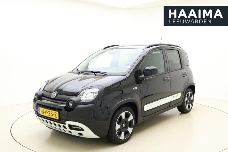 Zwart Nieuw 2025 Fiat Panda Hatchback | € 21.950 (Goede deal) - Afbeelding 1/4