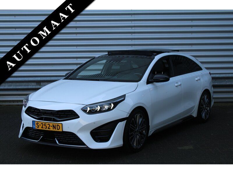 Wit Gebruikt 2023 Kia ProCeed GT-Line Hatchback | € 28.950 (Eerlijke prijs) - Afbeelding 1/4