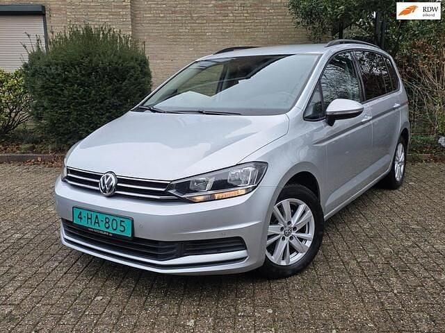 Grijs (metallic) Occasion 2020 VW Touran Comfortline MPV | € 26.950 (Eerlijke prijs) - Afbeelding 1/4