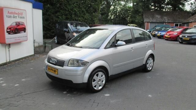 Grijs Gebruikt 2005 Audi A2 Proline Hatchback | € 2.695 (Iets duurder) - Afbeelding 1/4