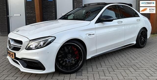 Wit Gebruikt 2017 Mercedes C63 AMG AMG Sedan | € 46.495 (Iets duurder) - Afbeelding 1/4