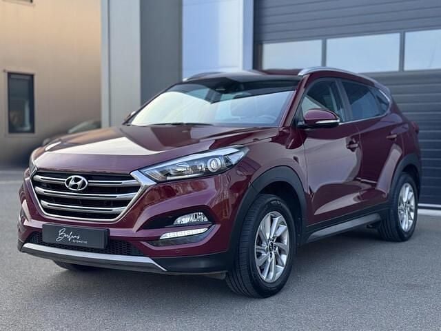 Occasion Hyundai Tucson Comfort 132 PK (97 kW) 2016 Rood (metallic) SUV