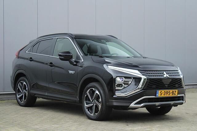 Occasion Mitsubishi Eclipse Cross Intense+ 188 PK (138 kW) 2023 Zwart SUV