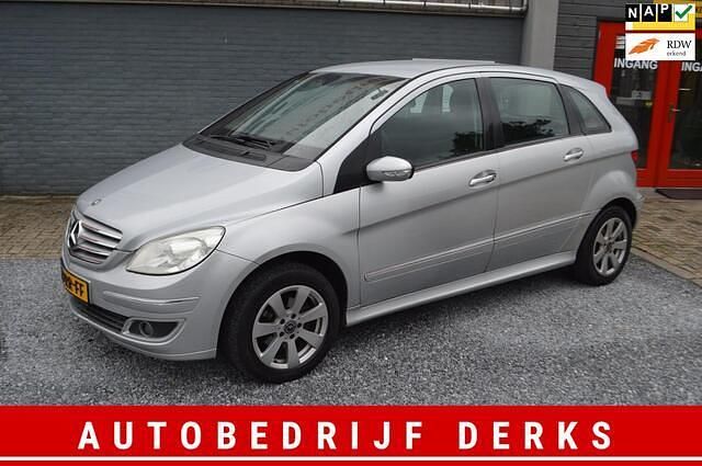 Grijs Gebruikt 2005 Mercedes B170 MPV | € 1.250 (Eerlijke prijs) - Afbeelding 1/4