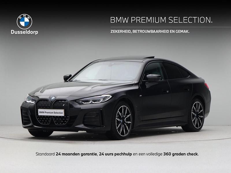 Zwart Gebruikt 2023 BMW i4 Executive Sedan | € 44.950 (Eerlijke prijs) - Afbeelding 1/4
