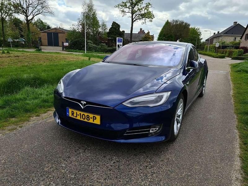 Blauw Gebruikt 2017 Tesla Model S Hatchback | € 20.500 - Afbeelding 1/4