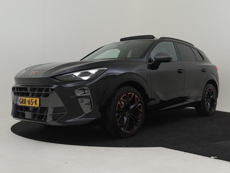 Zwart, metallic lak Gebruikt 2024 Cupra Terramar VZ SUV | € 50.950 - Afbeelding 1/4