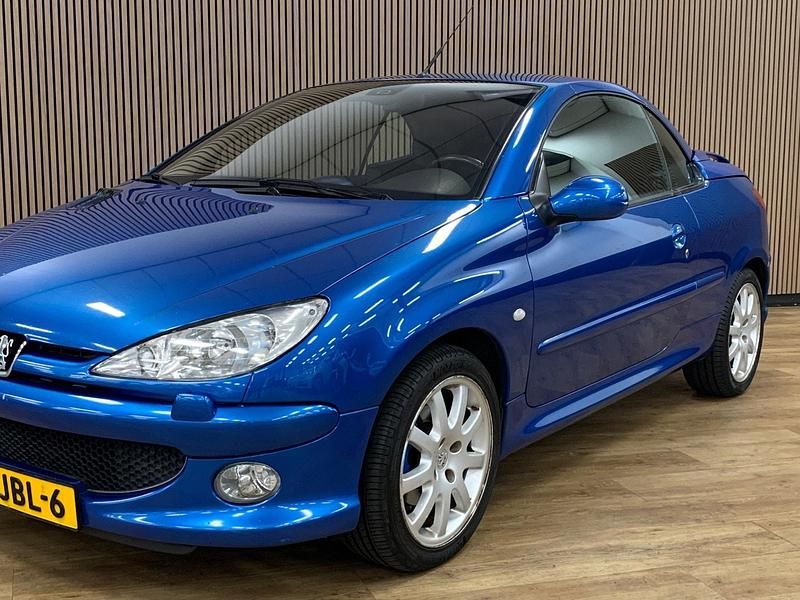 Occasion Peugeot 206 136 PK (100 kW) 2003 Blauw Cabriolet