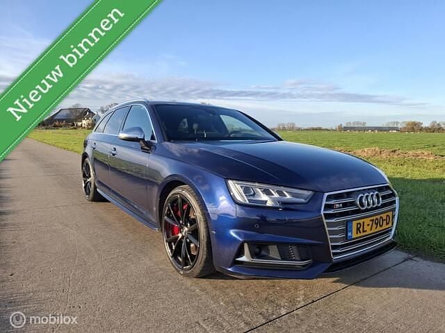 Blauw Occasion 2017 Audi S4 Sport Stationwagen | € 29.990 (Eerlijke prijs) - Afbeelding 1/4
