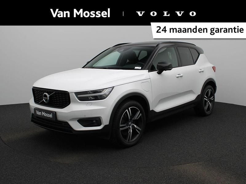 Wit Gebruikt 2021 Volvo XC40 R-Design SUV | € 30.940 (Goede deal) - Afbeelding 1/4