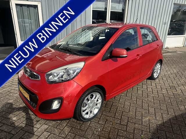 Rood Gebruikt 2011 Kia Picanto Comfort Hatchback | € 4.750 (Eerlijke prijs) - Afbeelding 1/4
