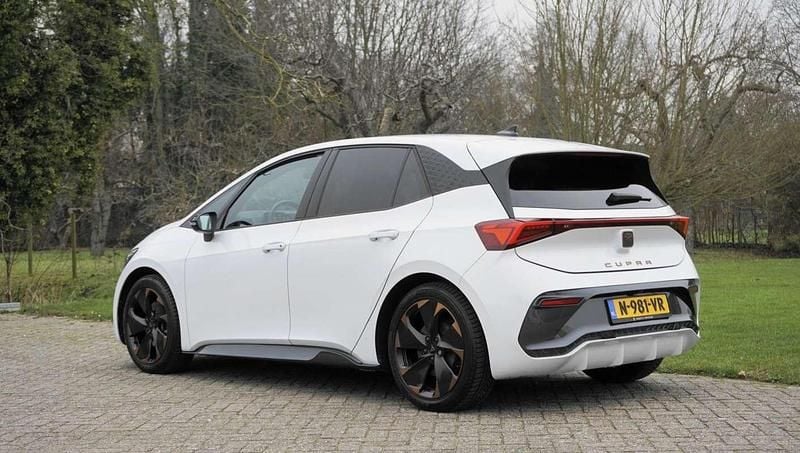 Occasion Cupra Born 169 kW (231 PK) 2021 Wit Hatchback