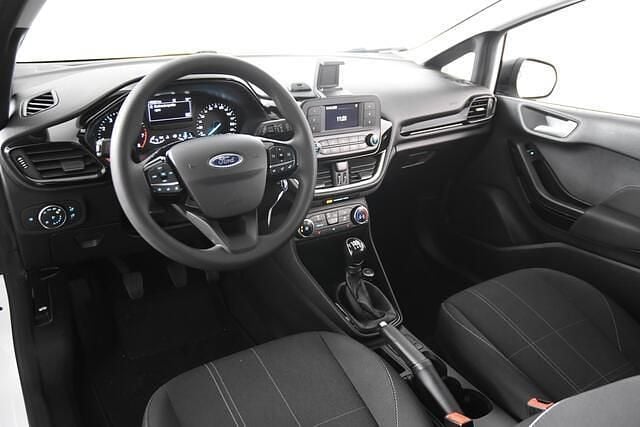 Occasion Ford Fiesta Trend 71 PK (52 kW) 2018 Wit Hatchback