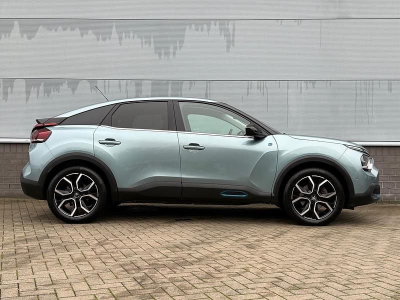 Occasion Citroën e-C4 Shine 114 kW (156 PK) 2022 Blauw Hatchback